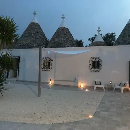 Trullo Montedoro Tatil Evi *